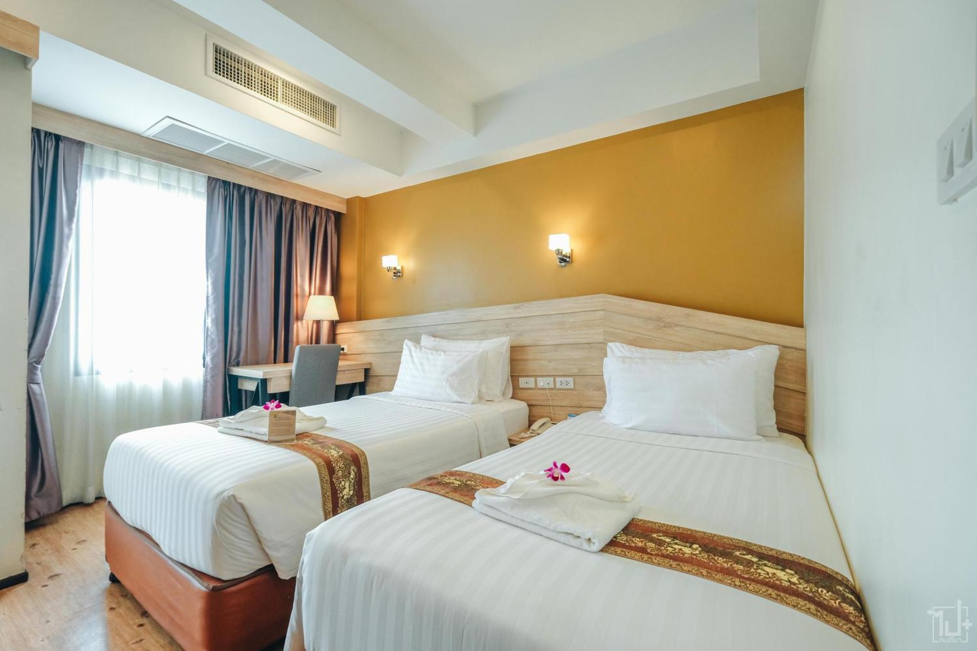Porpiang Hotel - โรงแรมพอเพียง Nakhon Phanom Esterno foto